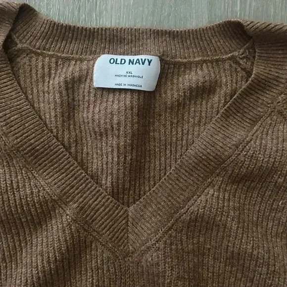 Women’s Old Navy V Neck Beige Sweater Size XXL 2XL - Picture 4 of 5